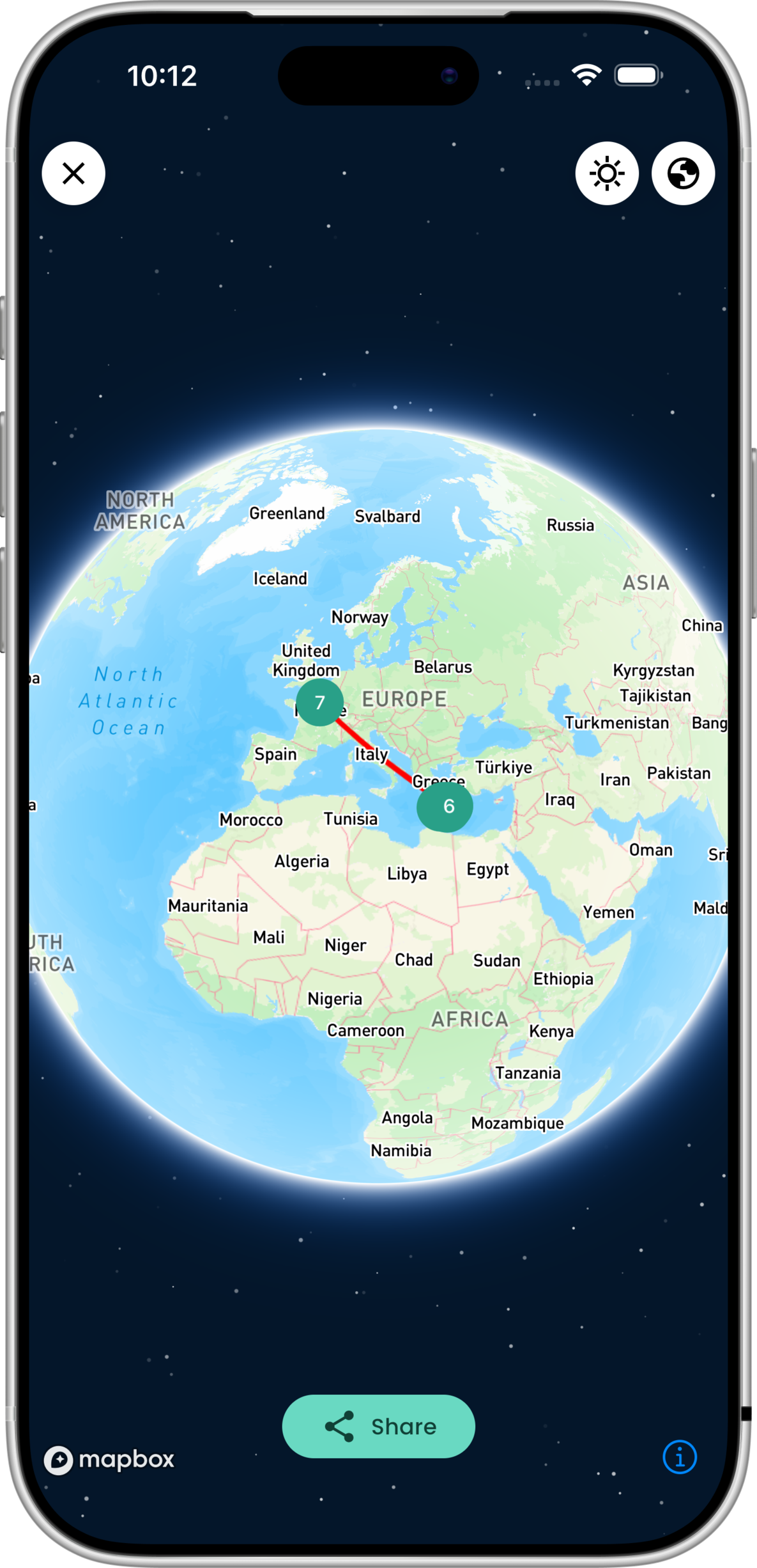 Map and road trip itinerary planned with friends in the Palmier app